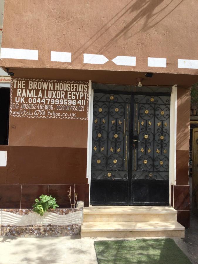 Apartamento The Brown House Luxor Exterior foto