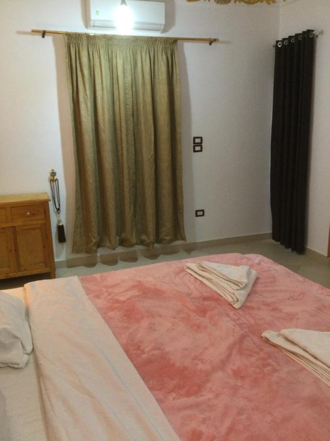 Apartamento The Brown House Luxor Exterior foto