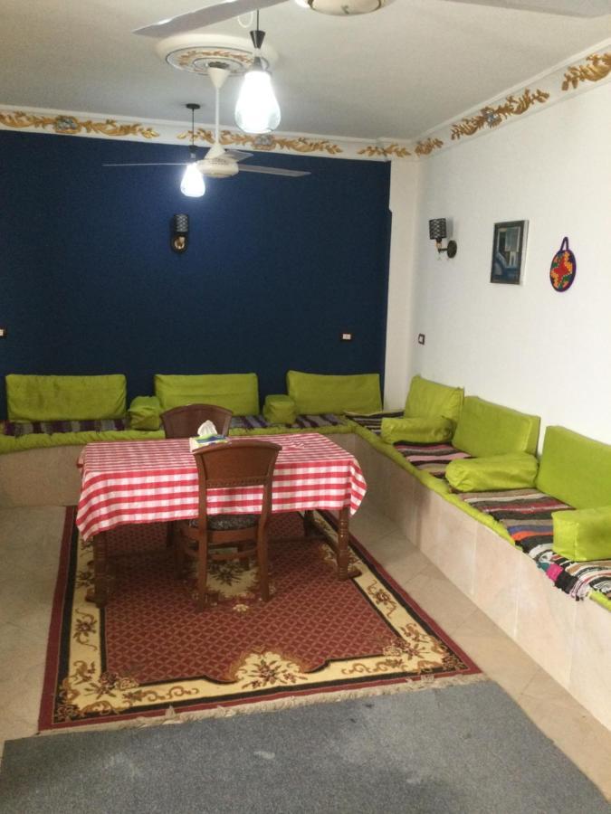 Apartamento The Brown House Luxor Exterior foto